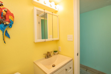 Lake House Oceanfront 3bed2.5bath-Water's Edge Resort-712 IndoorOutdoor Pool & Hot Tub, , on Atlantic Ocean - Garden City Beach in South Carolina - Lakehouse Vacation Rental - Lake Home for rent on LakeHouseVacations.com