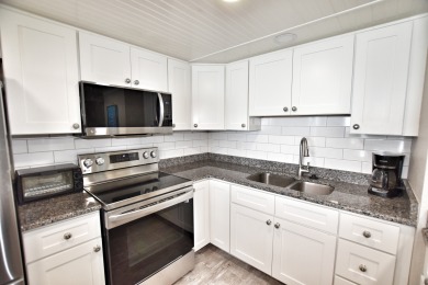 Lake House Oceanfront 3bed2.5bath-Water's Edge Resort1001 IndoorOutdoor Pool & Hot Tub, , on Atlantic Ocean - Garden City Beach in South Carolina - Lakehouse Vacation Rental - Lake Home for rent on LakeHouseVacations.com