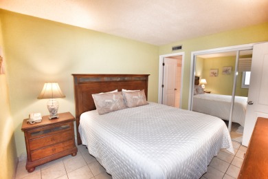 Lake House Oceanfront 2bed2bath-Water's Edge Resort-611 IndoorOutdoor Pool & Hot Tub, , on Atlantic Ocean - Garden City Beach in South Carolina - Lakehouse Vacation Rental - Lake Home for rent on LakeHouseVacations.com