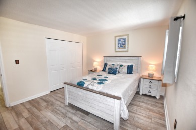 Lake House Oceanfront 3bed2.5bath-Water's Edge Resort-412 IndoorOutdoor Pool & Hot Tub, , on Atlantic Ocean - Garden City Beach in South Carolina - Lakehouse Vacation Rental - Lake Home for rent on LakeHouseVacations.com