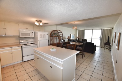 Lake House Oceanfront 3bed2.5bath-Water's Edge Resort-412 IndoorOutdoor Pool & Hot Tub, , on Atlantic Ocean - Garden City Beach in South Carolina - Lakehouse Vacation Rental - Lake Home for rent on LakeHouseVacations.com