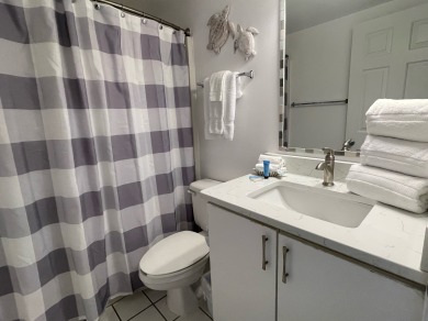 Lake House Fall getaway at Tradewind in Orange Beach-indoor pool, , on Gulf of Mexico - Orange Beach in Alabama - Lakehouse Vacation Rental - Lake Home for rent on LakeHouseVacations.com