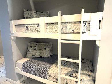 Lake House Fall getaway at Tradewind in Orange Beach-indoor pool, , on Gulf of Mexico - Orange Beach in Alabama - Lakehouse Vacation Rental - Lake Home for rent on LakeHouseVacations.com