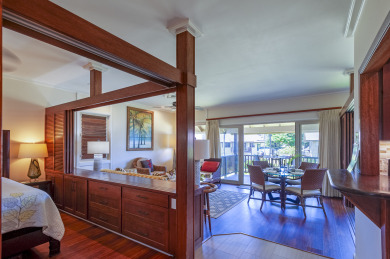 Lake House Modern Comfort Meets Old Hawai'i - Beachfront Condo w Newly Updated Interior, , on Kauai - Hanalei in Hawaii - Lakehouse Vacation Rental - Lake Home for rent on LakeHouseVacations.com
