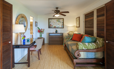 Lake House Secluded, Beachfront Condo - Perfect for Honeymoons & The Feel of Old Hawai'i, , on Kauai - Hanalei in Hawaii - Lakehouse Vacation Rental - Lake Home for rent on LakeHouseVacations.com