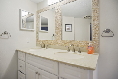 Lake House Beautifully Furnished 2BR2Bath Unit 5th Floor Gem - 1 Block from the Beach, , on Atlantic Ocean - Hilton Head Island in South Carolina - Lakehouse Vacation Rental - Lake Home for rent on LakeHouseVacations.com