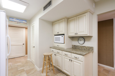 Lake House 3 Bedroom Top Floor Unit - Unique Floor Plan With 3 Balconies, , on Atlantic Ocean - Hilton Head Island in South Carolina - Lakehouse Vacation Rental - Lake Home for rent on LakeHouseVacations.com