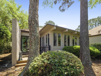 Lake House 2 Bedroom, 2 Bath Single Level Villa, Easy Walk to the Beach!, , on Atlantic Ocean - Hilton Head Island in South Carolina - Lakehouse Vacation Rental - Lake Home for rent on LakeHouseVacations.com