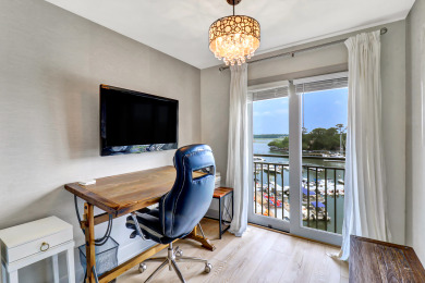 Lake House Harbourfront 2 Bedroom villa steps away from shops and dining in Shelter Cove, , on Atlantic Ocean - Hilton Head Island in South Carolina - Lakehouse Vacation Rental - Lake Home for rent on LakeHouseVacations.com