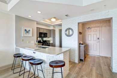 Lake House Harbourfront 2 Bedroom villa steps away from shops and dining in Shelter Cove, , on Atlantic Ocean - Hilton Head Island in South Carolina - Lakehouse Vacation Rental - Lake Home for rent on LakeHouseVacations.com