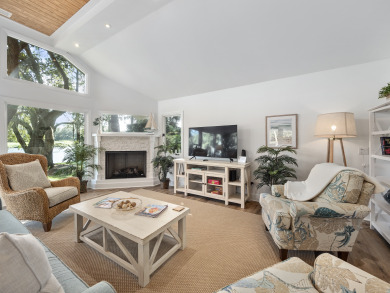 Lake House 19 Port Tack- Available Only in June &amp July! 4 Bdrm With Private Pool &amp Spa, , on Atlantic Ocean - Hilton Head Island in South Carolina - Lakehouse Vacation Rental - Lake Home for rent on LakeHouseVacations.com