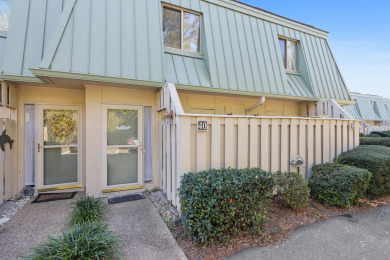 Lake House Forest Beach Townhome 2BR1.5 Bath Pet Friendly and 1 Block from the Beach, , on Atlantic Ocean - Hilton Head Island in South Carolina - Lakehouse Vacation Rental - Lake Home for rent on LakeHouseVacations.com