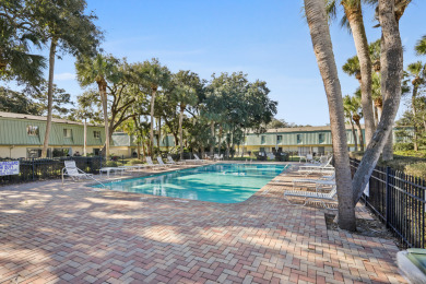 Lake House Forest Beach Townhome 2BR1.5 Bath Pet Friendly and 1 Block from the Beach, , on Atlantic Ocean - Hilton Head Island in South Carolina - Lakehouse Vacation Rental - Lake Home for rent on LakeHouseVacations.com