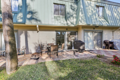 Lake House Forest Beach Townhome 2BR1.5 Bath Pet Friendly and 1 Block from the Beach, , on Atlantic Ocean - Hilton Head Island in South Carolina - Lakehouse Vacation Rental - Lake Home for rent on LakeHouseVacations.com