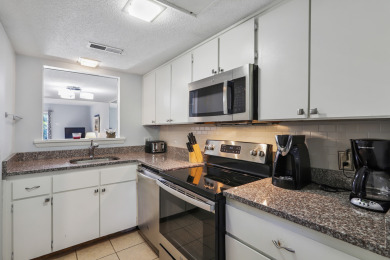 Lake House Forest Beach Townhome 2BR1.5 Bath Pet Friendly and 1 Block from the Beach, , on Atlantic Ocean - Hilton Head Island in South Carolina - Lakehouse Vacation Rental - Lake Home for rent on LakeHouseVacations.com