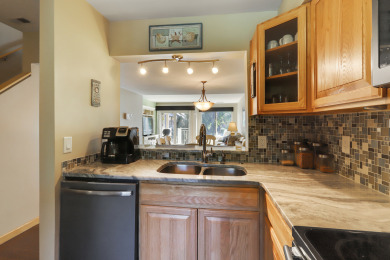 Lake House Courtside 81- Short Walk to the Beach- 2 BR 2.5 BA Updated Townhouse, , on Atlantic Ocean - Hilton Head Island in South Carolina - Lakehouse Vacation Rental - Lake Home for rent on LakeHouseVacations.com