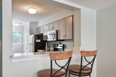 Lake House Courtside 104 - Gorgeous Poolside Townhouse - Short Walk to the Beach, , on Atlantic Ocean - Hilton Head Island in South Carolina - Lakehouse Vacation Rental - Lake Home for rent on LakeHouseVacations.com