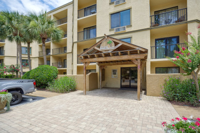 Lake House Nicely Decorated 2BR2Bath Unit - 1 Block from the Beach, , on Atlantic Ocean - Hilton Head Island in South Carolina - Lakehouse Vacation Rental - Lake Home for rent on LakeHouseVacations.com