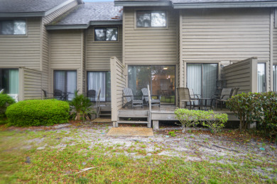 Lake House Greens Villa 127 - 2BR Townhouse Near Beach, , on Atlantic Ocean - Hilton Head Island in South Carolina - Lakehouse Vacation Rental - Lake Home for rent on LakeHouseVacations.com