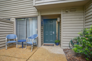 Lake House Greens Villa 127 - 2BR Townhouse Near Beach, , on Atlantic Ocean - Hilton Head Island in South Carolina - Lakehouse Vacation Rental - Lake Home for rent on LakeHouseVacations.com