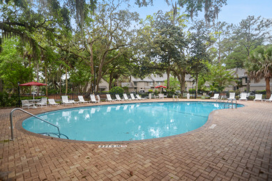 Lake House Greens Villa 127 - 2BR Townhouse Near Beach, , on Atlantic Ocean - Hilton Head Island in South Carolina - Lakehouse Vacation Rental - Lake Home for rent on LakeHouseVacations.com