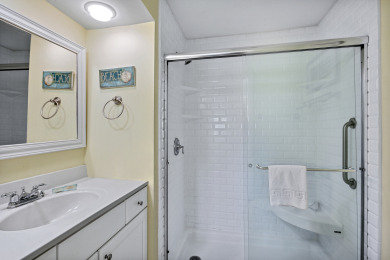 Lake House Surf Court 15 - Beautiful Townhouse - 1 block to the Beach, , on Atlantic Ocean - Hilton Head Island in South Carolina - Lakehouse Vacation Rental - Lake Home for rent on LakeHouseVacations.com