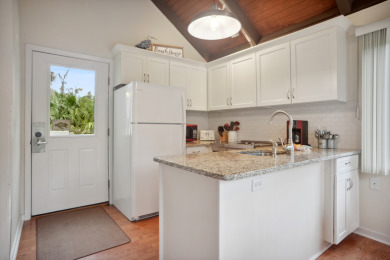 Lake House Sea Pines - 3 bedroom 2 bath Cottage with Spectacular Lagoon View, , on Atlantic Ocean - Hilton Head Island in South Carolina - Lakehouse Vacation Rental - Lake Home for rent on LakeHouseVacations.com