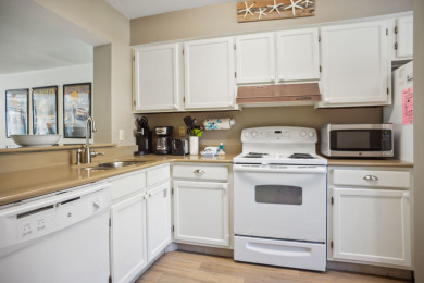 Lake House Courtside 51 - Updated Delightful Townhouse, , on Atlantic Ocean - Hilton Head Island in South Carolina - Lakehouse Vacation Rental - Lake Home for rent on LakeHouseVacations.com