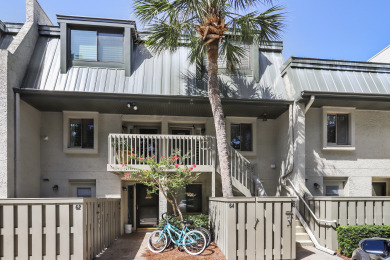 Lake House Surf Court 63 - Updated Forest Beach Townhouse, , on Atlantic Ocean - Hilton Head Island in South Carolina - Lakehouse Vacation Rental - Lake Home for rent on LakeHouseVacations.com