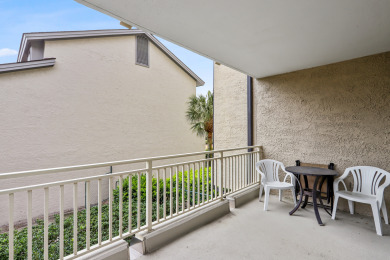 Lake House Shorewood 130 - Beautiful Oceanside 2BR2BA End Unit, , on Atlantic Ocean - Hilton Head Island in South Carolina - Lakehouse Vacation Rental - Lake Home for rent on LakeHouseVacations.com