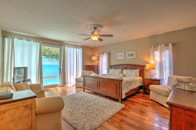 Lake House 33 Water Oak - Charming 3 bedroom home with Private Pool!, , on Atlantic Ocean - Hilton Head Island in South Carolina - Lakehouse Vacation Rental - Lake Home for rent on LakeHouseVacations.com