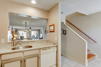Lake House Courtside 95 - Close to the beach - Large 2 bedroom Townhouse, , on Atlantic Ocean - Hilton Head Island in South Carolina - Lakehouse Vacation Rental - Lake Home for rent on LakeHouseVacations.com