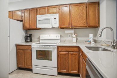 Lake House Springwood 41 - 2 BR2.5 Bath Townhouse, , on Atlantic Ocean - Hilton Head Island in South Carolina - Lakehouse Vacation Rental - Lake Home for rent on LakeHouseVacations.com