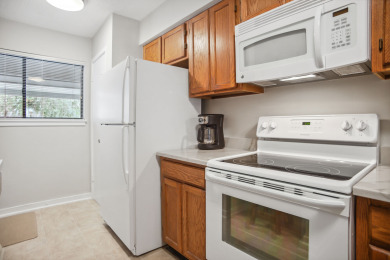 Lake House Springwood 41 - 2 BR2.5 Bath Townhouse, , on Atlantic Ocean - Hilton Head Island in South Carolina - Lakehouse Vacation Rental - Lake Home for rent on LakeHouseVacations.com