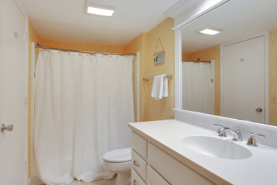 Lake House Surf Court 16 - 