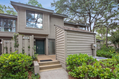 Lake House Greens Villa #108 - 2 bedrooms Near Ocean, , on Atlantic Ocean - Hilton Head Island in South Carolina - Lakehouse Vacation Rental - Lake Home for rent on LakeHouseVacations.com
