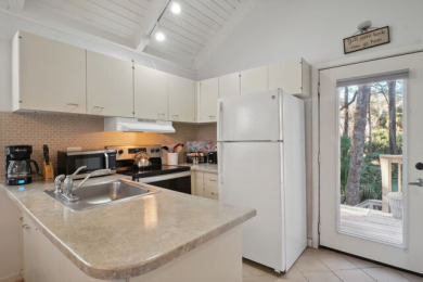 Lake House Three Bedroom, Two Bath Sea Pines Home, , on Atlantic Ocean - Hilton Head Island in South Carolina - Lakehouse Vacation Rental - Lake Home for rent on LakeHouseVacations.com