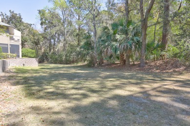 Lake House 1106 Tennismaster 3 Bedroom Townhouse Walking Distance to Beach! Pool on Site, , on Atlantic Ocean - Hilton Head Island in South Carolina - Lakehouse Vacation Rental - Lake Home for rent on LakeHouseVacations.com