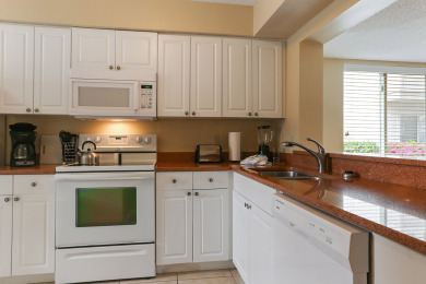 Lake House Courtside 97 - Wonderful Ground Floor Flat, , on Atlantic Ocean - Hilton Head Island in South Carolina - Lakehouse Vacation Rental - Lake Home for rent on LakeHouseVacations.com