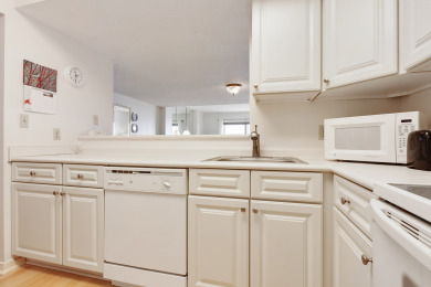 Lake House Ocean One 503 - Oceanfront 5th Floor Condo, , on Atlantic Ocean - Hilton Head Island in South Carolina - Lakehouse Vacation Rental - Lake Home for rent on LakeHouseVacations.com