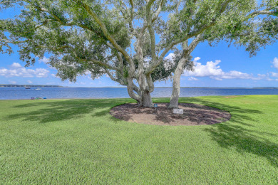 Lake House 704 Schooner-4 Bd Overlooking Calibogue Sound! Pool Membership!, , on Atlantic Ocean - Hilton Head Island in South Carolina - Lakehouse Vacation Rental - Lake Home for rent on LakeHouseVacations.com