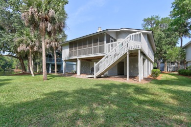 Lake House 28 Kingston Cove - 3 Bedroom Home with Spacious Screened Deck and Lagoon View, , on Atlantic Ocean - Hilton Head Island in South Carolina - Lakehouse Vacation Rental - Lake Home for rent on LakeHouseVacations.com