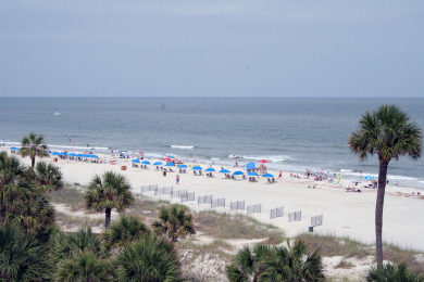 Lake House 47 S. Beach Ln 4 Bed, 5th Row Ocean, Easy Walk to the Beach & Pet Friendly!, , on Atlantic Ocean - Hilton Head Island in South Carolina - Lakehouse Vacation Rental - Lake Home for rent on LakeHouseVacations.com