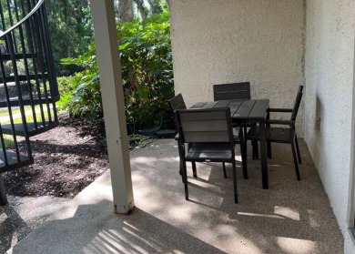 Lake House Springwood 97 - Forest Beach 1st Floor Flat - 3 Bedrooms, , on Atlantic Ocean - Hilton Head Island in South Carolina - Lakehouse Vacation Rental - Lake Home for rent on LakeHouseVacations.com