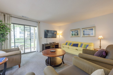 Lake House Springwood 97 - Forest Beach 1st Floor Flat - 3 Bedrooms, , on Atlantic Ocean - Hilton Head Island in South Carolina - Lakehouse Vacation Rental - Lake Home for rent on LakeHouseVacations.com