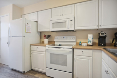 Lake House Courtside 110 - Large 3 BR Townhouse - Short Walk To Beach, , on Atlantic Ocean - Hilton Head Island in South Carolina - Lakehouse Vacation Rental - Lake Home for rent on LakeHouseVacations.com