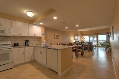 Lake House Captains Walk #415-DIRECT OCEANFRONT! Updated Kitchen & Bath!, , on Atlantic Ocean - Hilton Head Island in South Carolina - Lakehouse Vacation Rental - Lake Home for rent on LakeHouseVacations.com