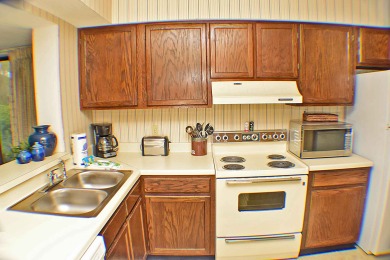 Lake House Courtside 58 - South Forest Beach 1st Floor Flat, , on Atlantic Ocean - Hilton Head Island in South Carolina - Lakehouse Vacation Rental - Lake Home for rent on LakeHouseVacations.com