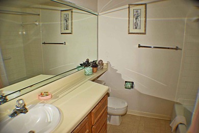 Lake House Shorewood 332 - Oceanview 3rd Floor Condo, , on Atlantic Ocean - Hilton Head Island in South Carolina - Lakehouse Vacation Rental - Lake Home for rent on LakeHouseVacations.com