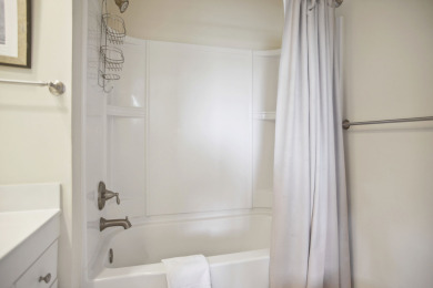 Lake House Surf Court 81 - Forest Beach Townhouse, , on Atlantic Ocean - Hilton Head Island in South Carolina - Lakehouse Vacation Rental - Lake Home for rent on LakeHouseVacations.com
